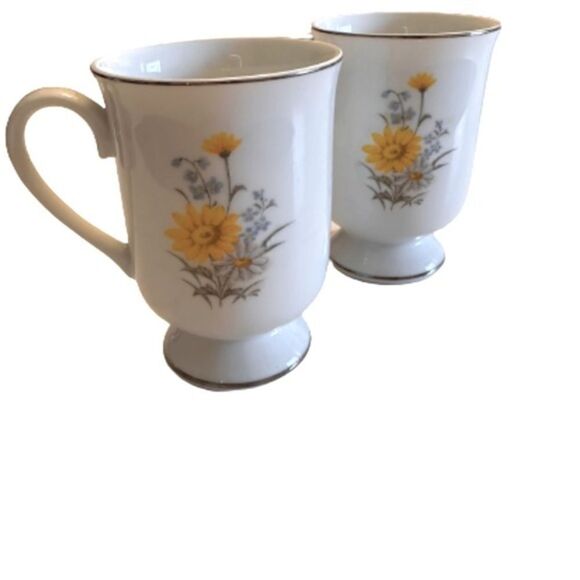 Marsh Marigold Porcelain Footed Cups By Fanci Floral Collection. Vintage - Picture 2 of 5